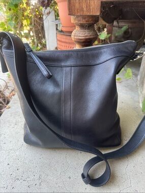 Vtg Coach Slim Duffle 9188